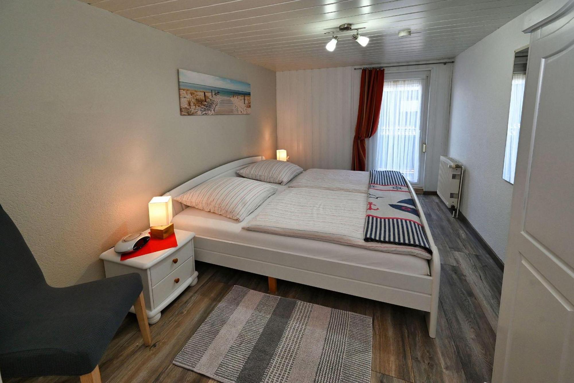 Haus Karin Ferienwohnung 2 Büsum Exterior foto